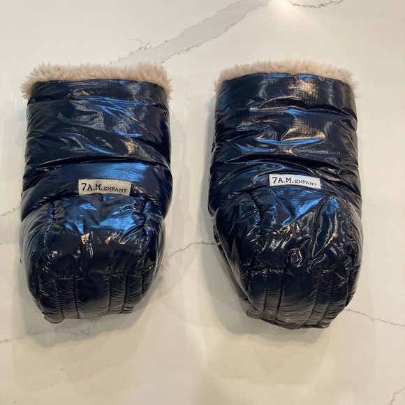 Stroller Mitts - Picture 1 of 2